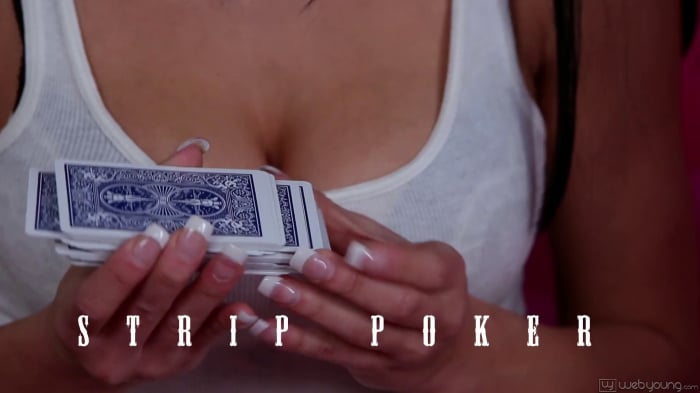 Zoey Foxx in Strip Poker